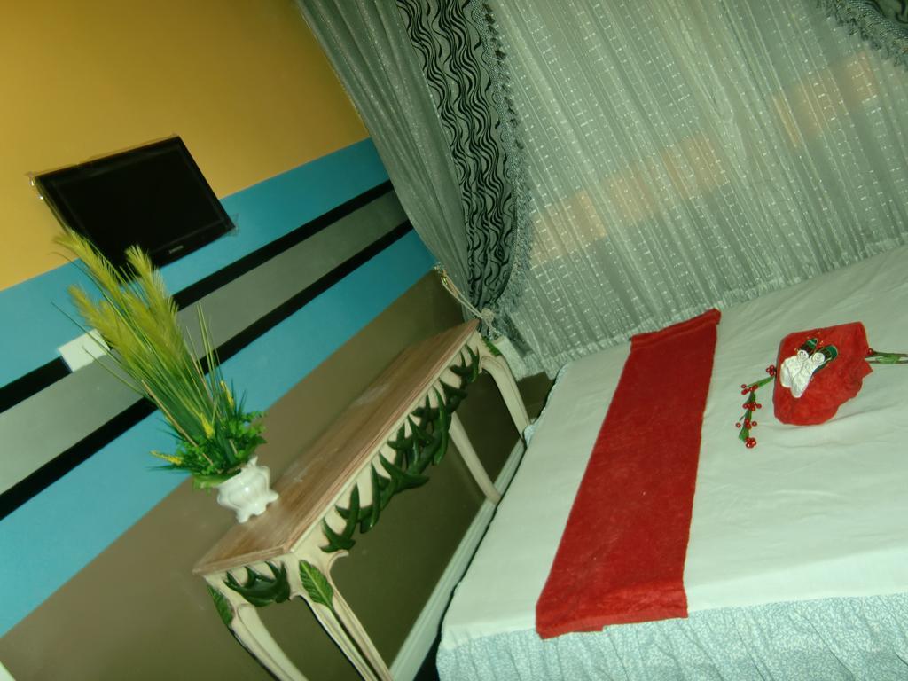 Manila Venetian Hotel Room photo